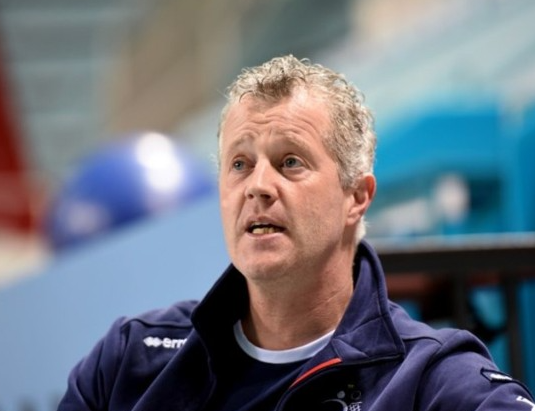 mengenal-coach-voli-vital-heynen