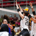 aksi-voli-menegangkan-saat-blok-jadi-penentu