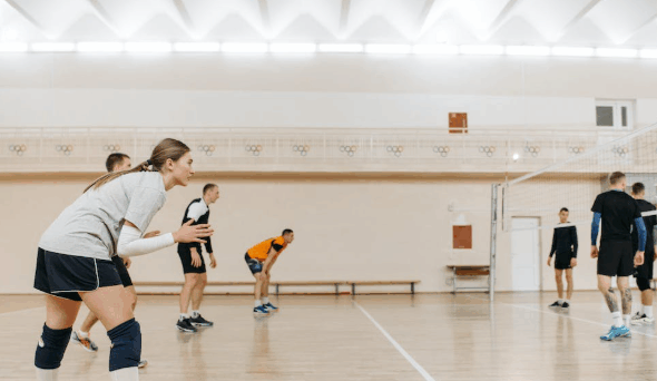 pentingnya-pemanasan-untuk-mengurangi-risiko-cedera-voli