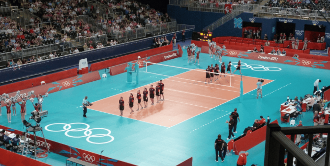 perbedaan-lapangan-voli-indoor-dan-outdoor